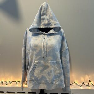 Chaps Blue Tie-Dye Hoodie for fall/ winter/ spring
